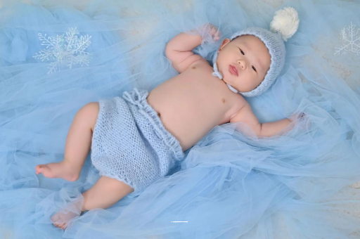 澳门宝宝后囟门闭合时间